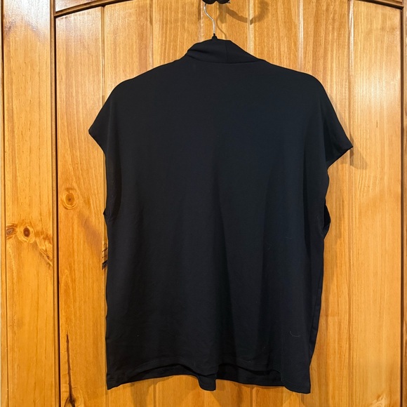 H&M Black V-Neck Blouse - Picture 3 of 3